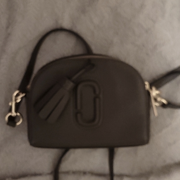 Marc Jacobs The Shutter Crossbody - Picture 2 of 9
